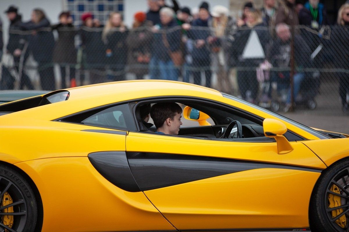 Nieuwe familie-supercar-ervaring van start in Cornwall